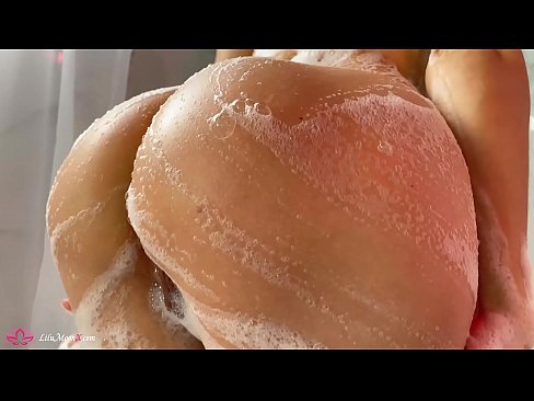 ❤️ Brunette Masturbates Pussy b'vibratur għal orga intens fid-doċċa ❤️ Porno lilna mt.nomescriativos.top
